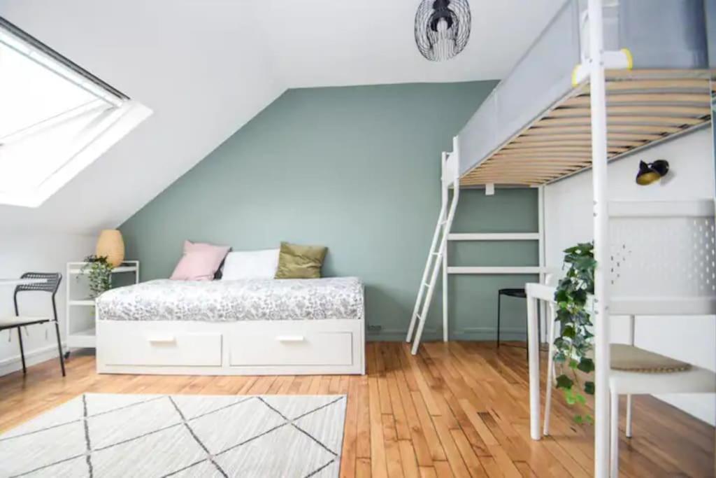Disponible - Appartement Entier - 10Mn Rer B Aeroport Cdg - Paris Gare Du Nord, T11 Express, Le Bourget, Tout Equipe, Netflix Gratuit, 3 Personnes, 4Eme Etage, Escaliers, Parc Des Expositions, Parking Rue Gratuit Apres 19H Drancy Εξωτερικό φωτογραφία