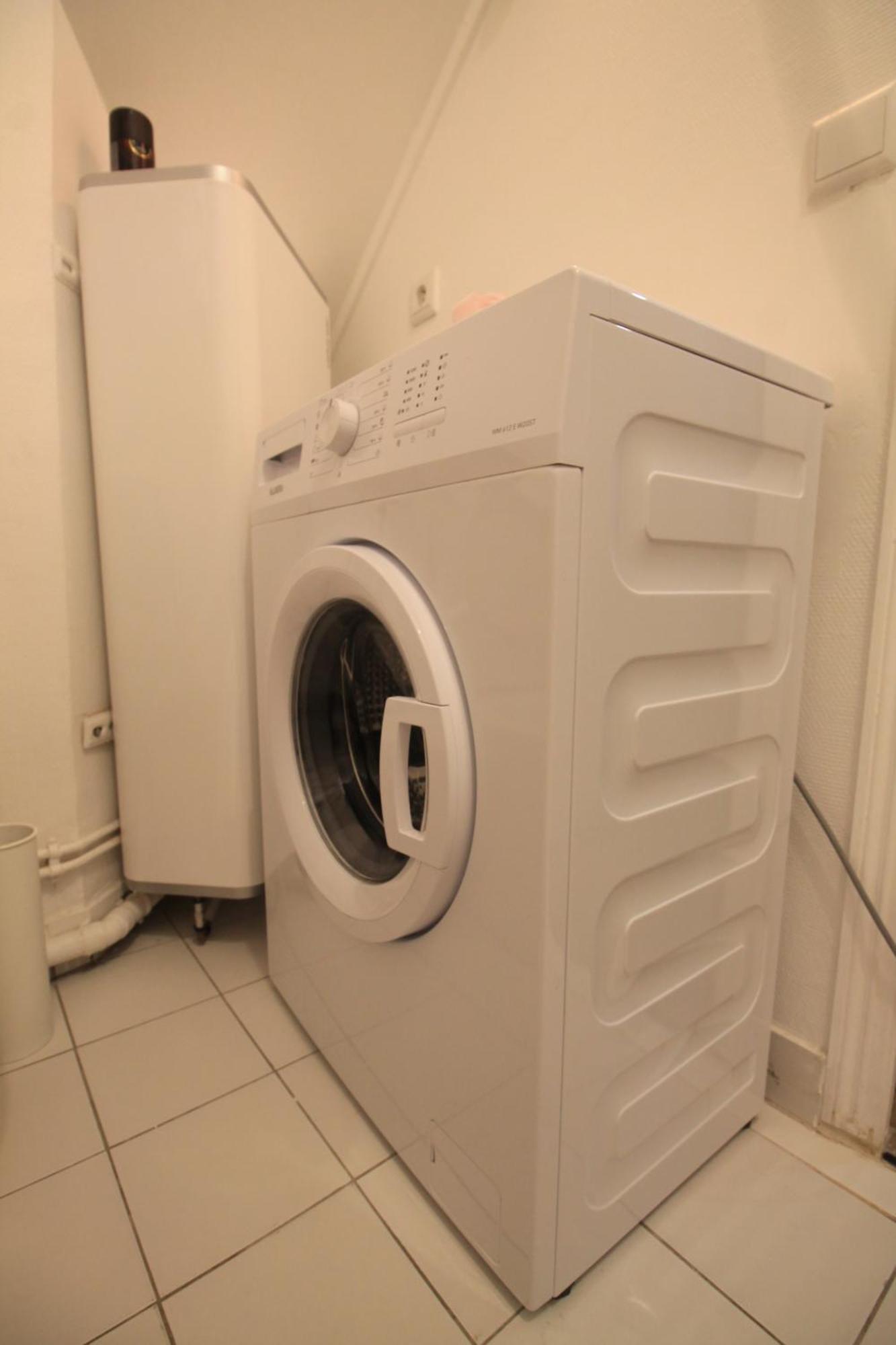 Disponible - Appartement Entier - 10Mn Rer B Aeroport Cdg - Paris Gare Du Nord, T11 Express, Le Bourget, Tout Equipe, Netflix Gratuit, 3 Personnes, 4Eme Etage, Escaliers, Parc Des Expositions, Parking Rue Gratuit Apres 19H Drancy Εξωτερικό φωτογραφία
